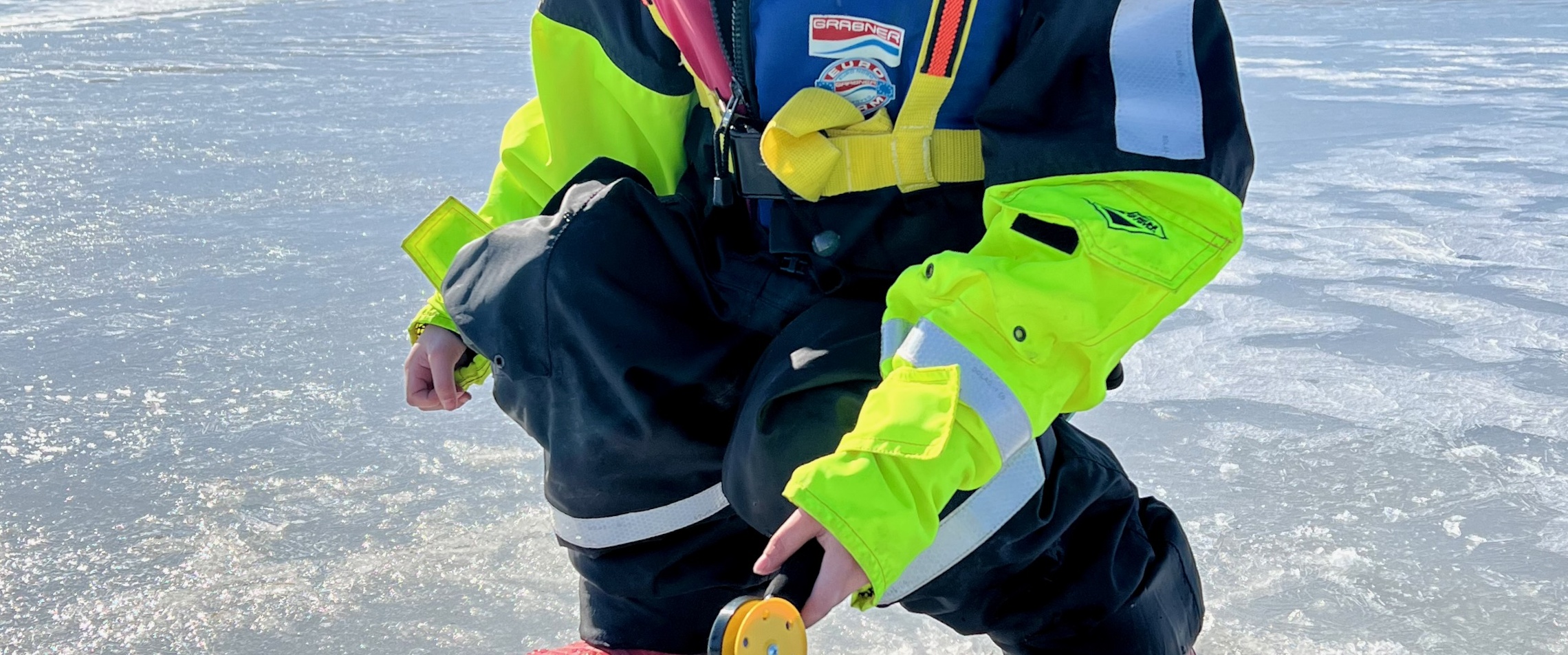 Trying Ice fishing - March 2022 - copyright Viktorious.se