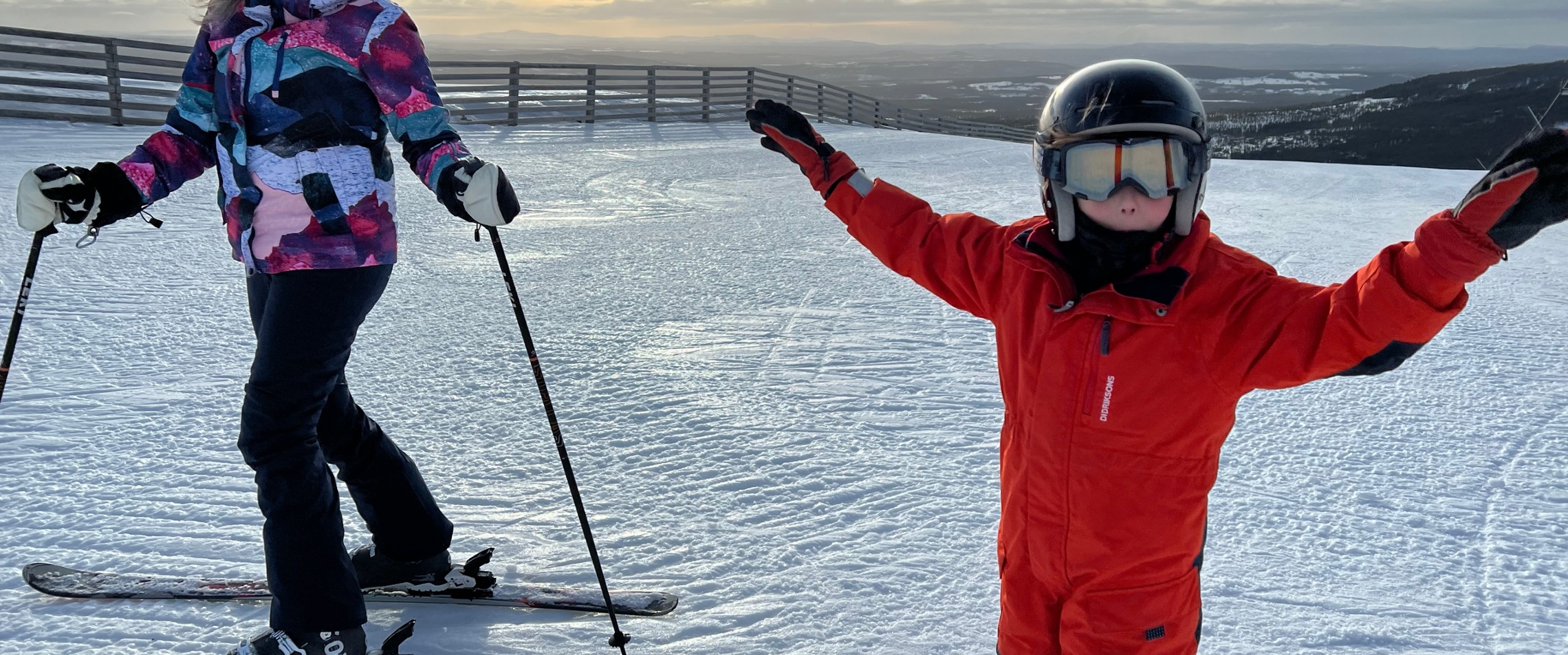 Skiing in Idre Fjäll March 2022 - copyright Viktorious.se
